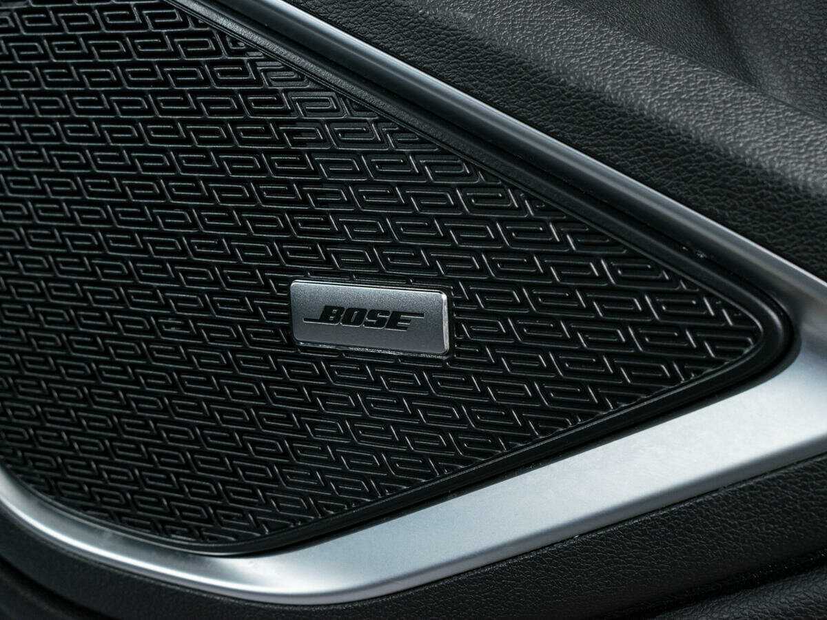 Geely Tugella 2022