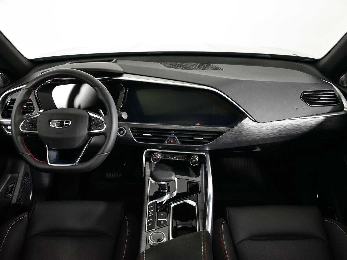 Geely Tugella 2023