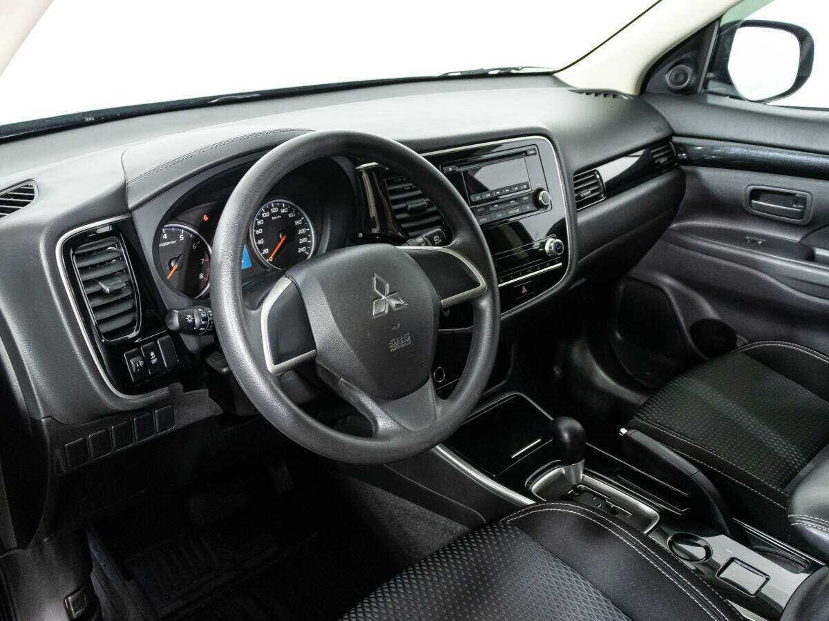 Mitsubishi Outlander 2021