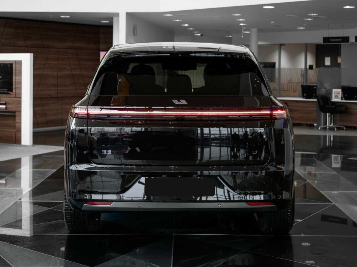 Li Auto (Lixiang) L7