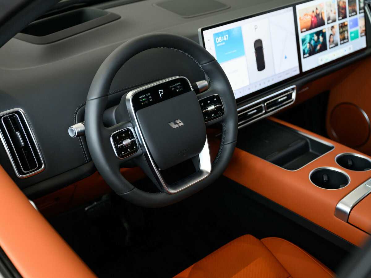 Li Auto (Lixiang) L7 2024