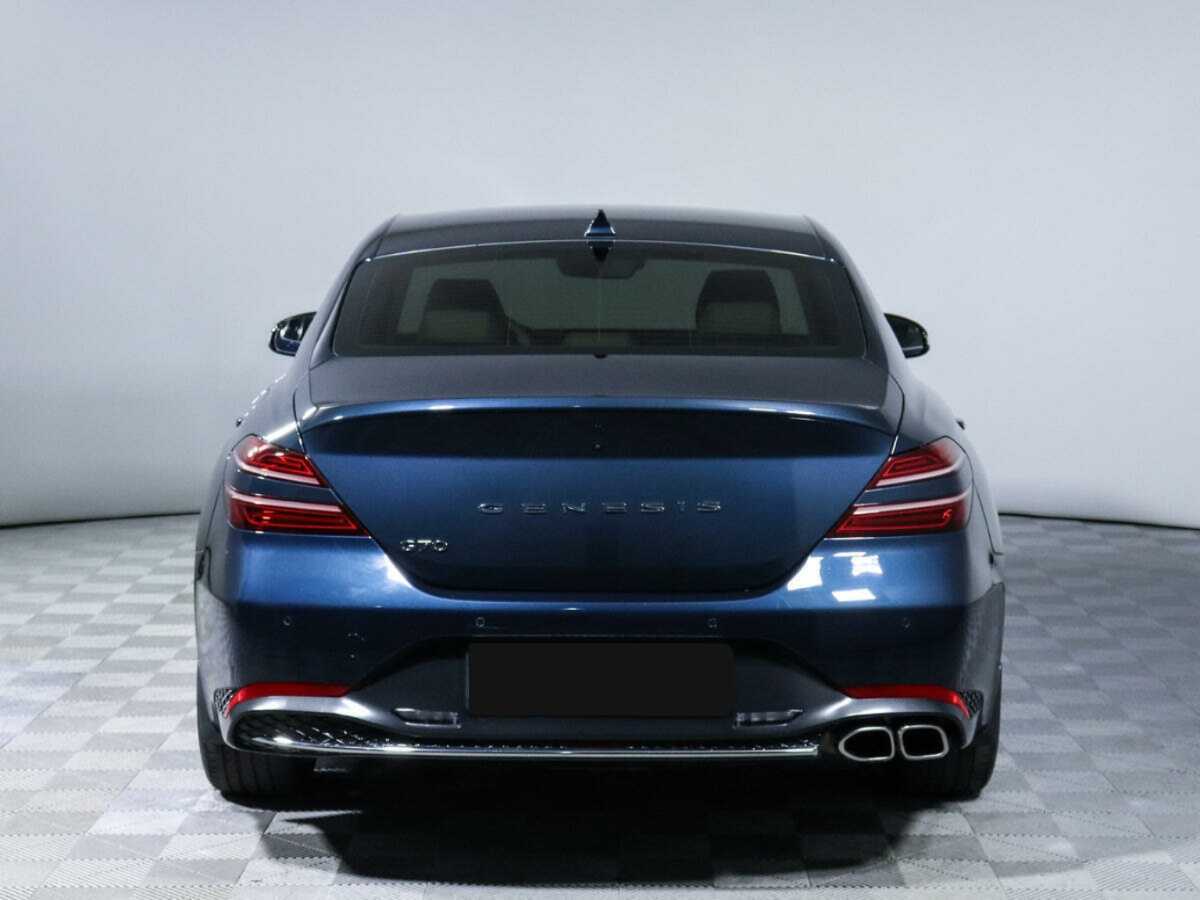 Genesis G70