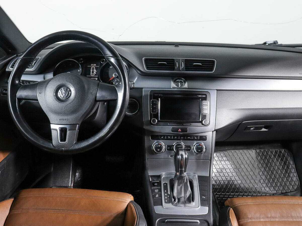 Volkswagen Passat CC 2013