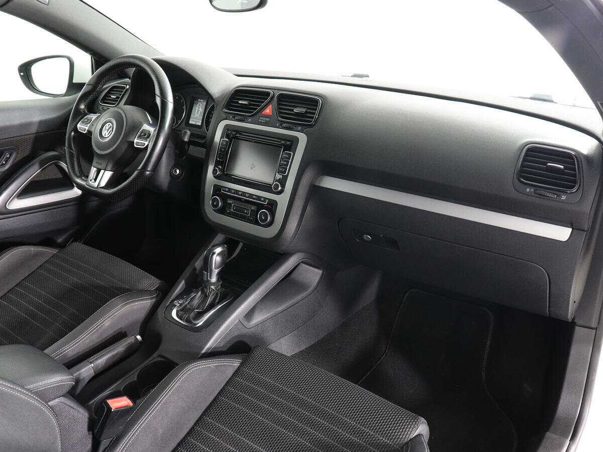 Volkswagen Scirocco 2011