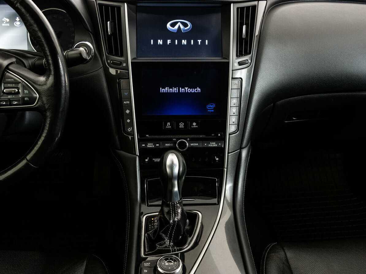 Infiniti Q50 2014