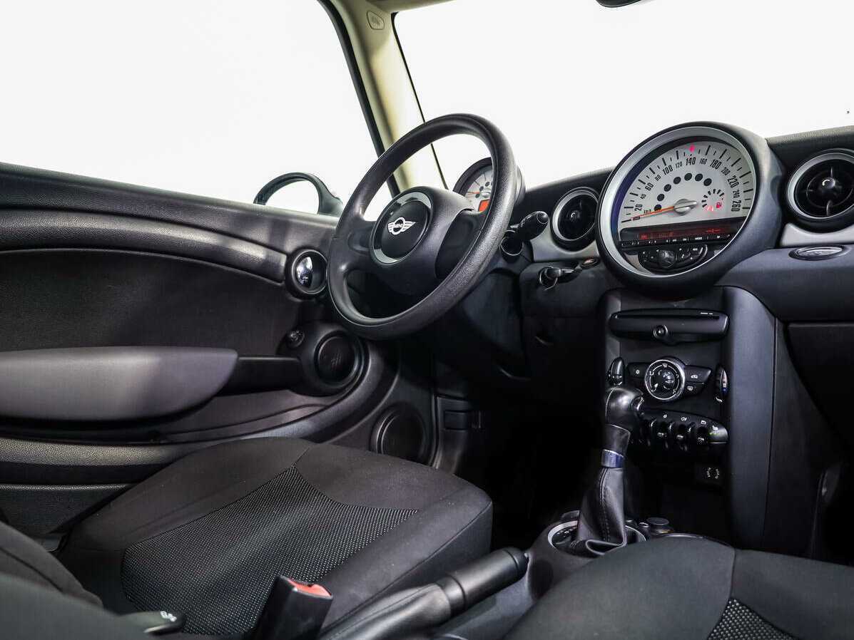 Mini Hatch