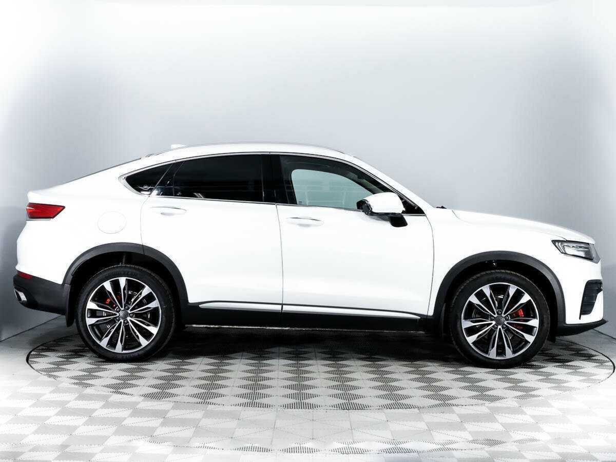 Geely Tugella 2021
