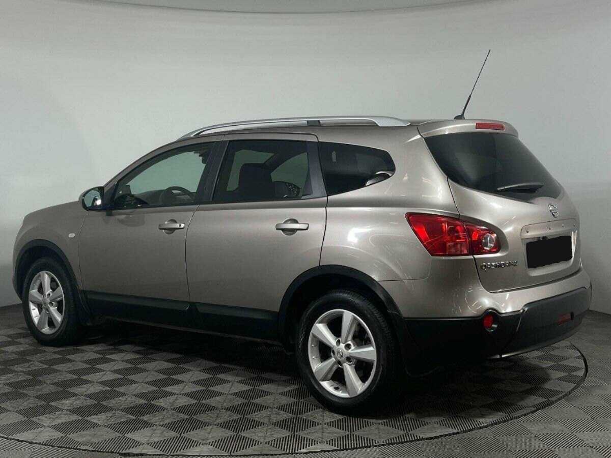 Nissan Qashqai+2