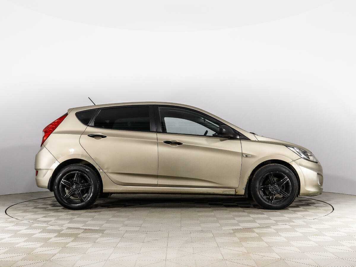 Hyundai Solaris 2013