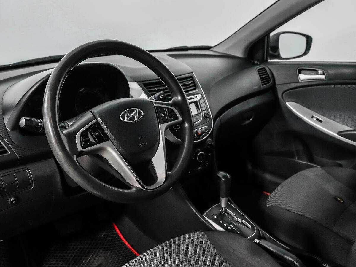 Hyundai Solaris 2013