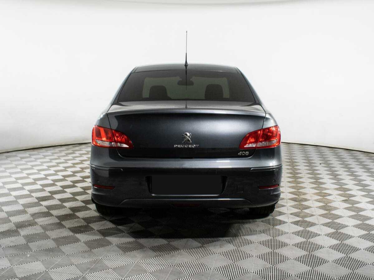 Peugeot 408