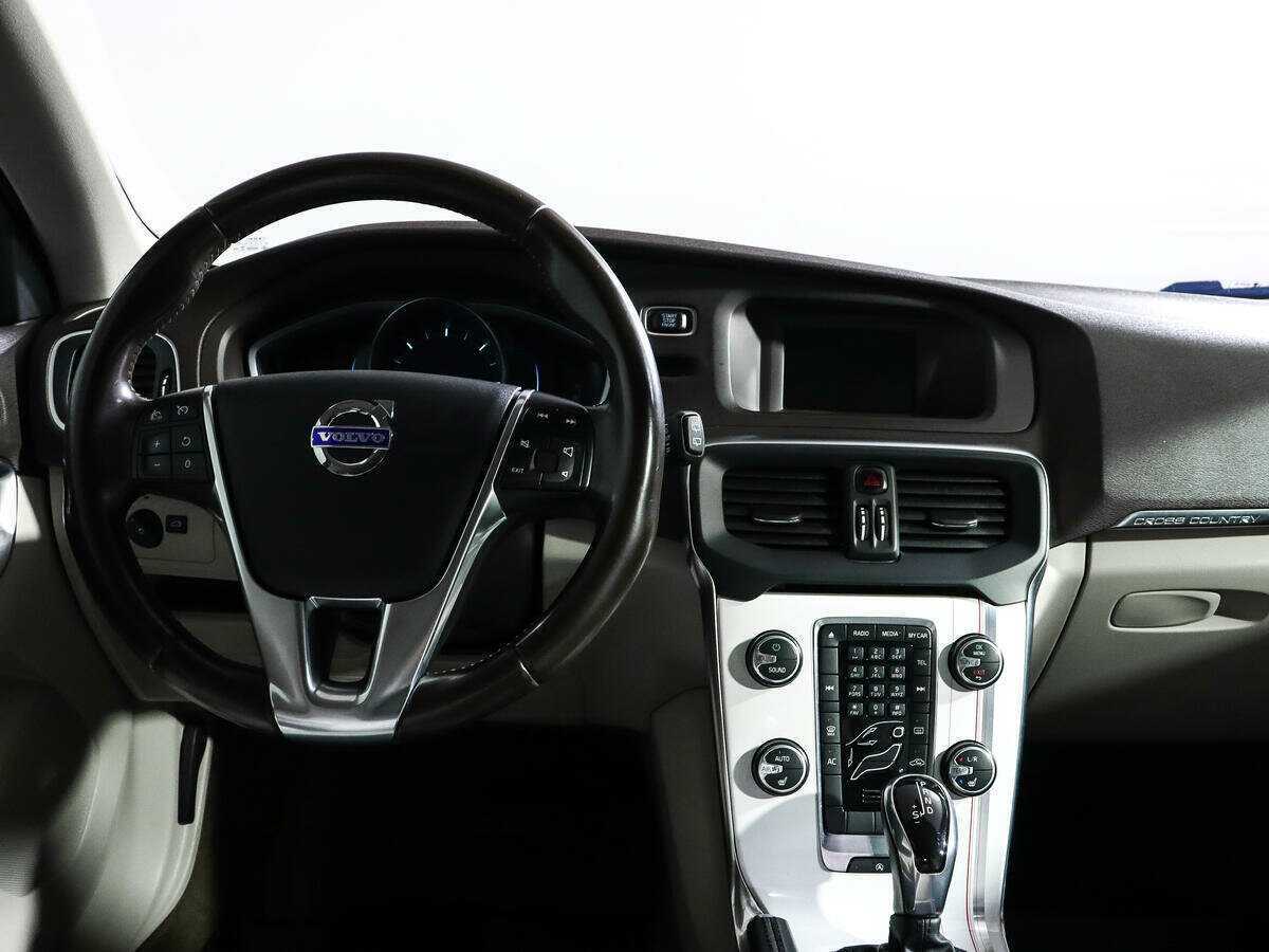Volvo V40 Cross Country 2014