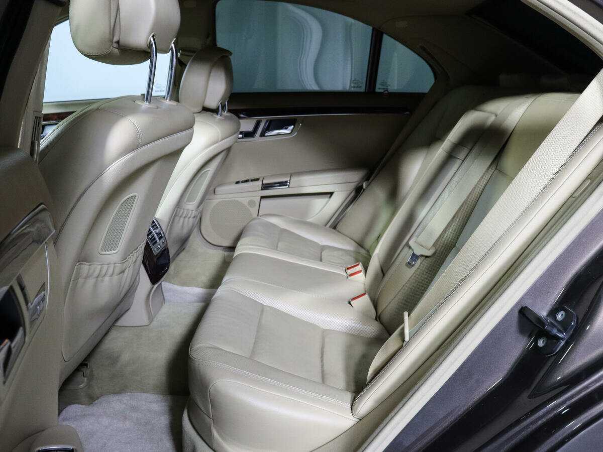 Mercedes-Benz S-Класс