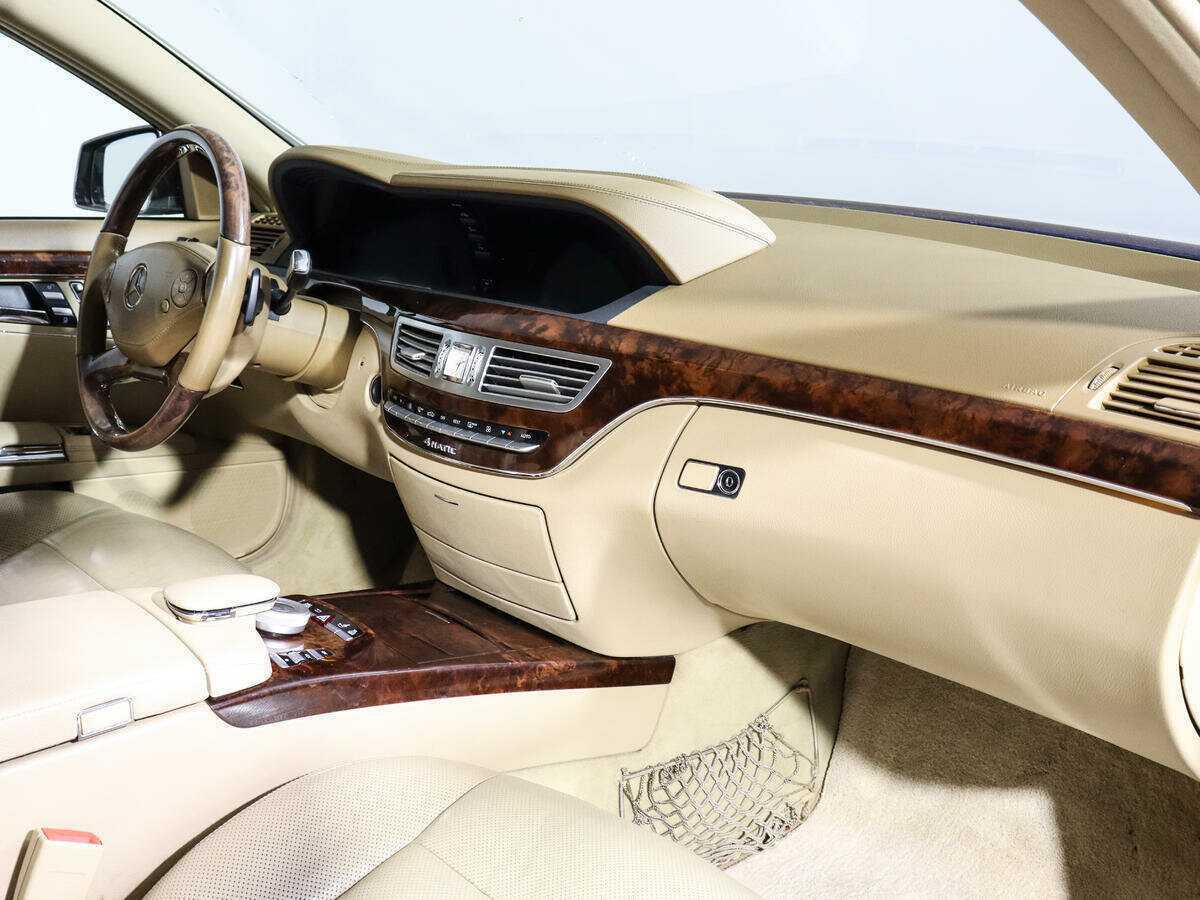 Mercedes-Benz S-Класс
