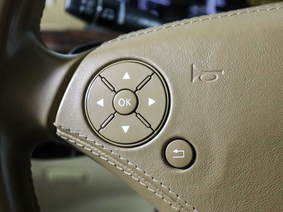 Mercedes-Benz S-Класс 2011