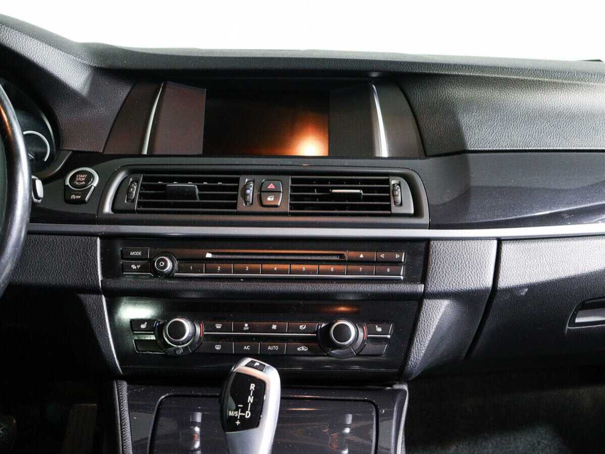 BMW 5 серии 2016