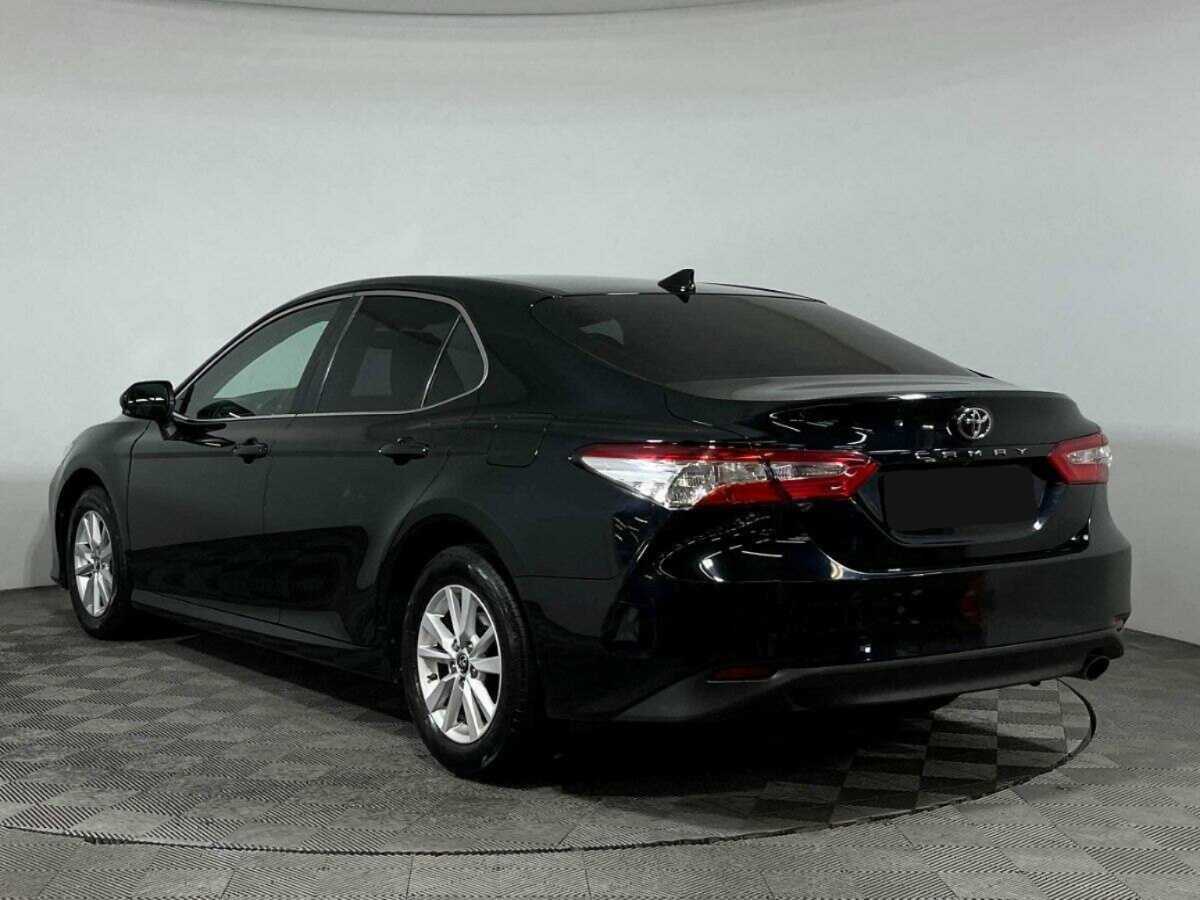 Toyota Camry 2019