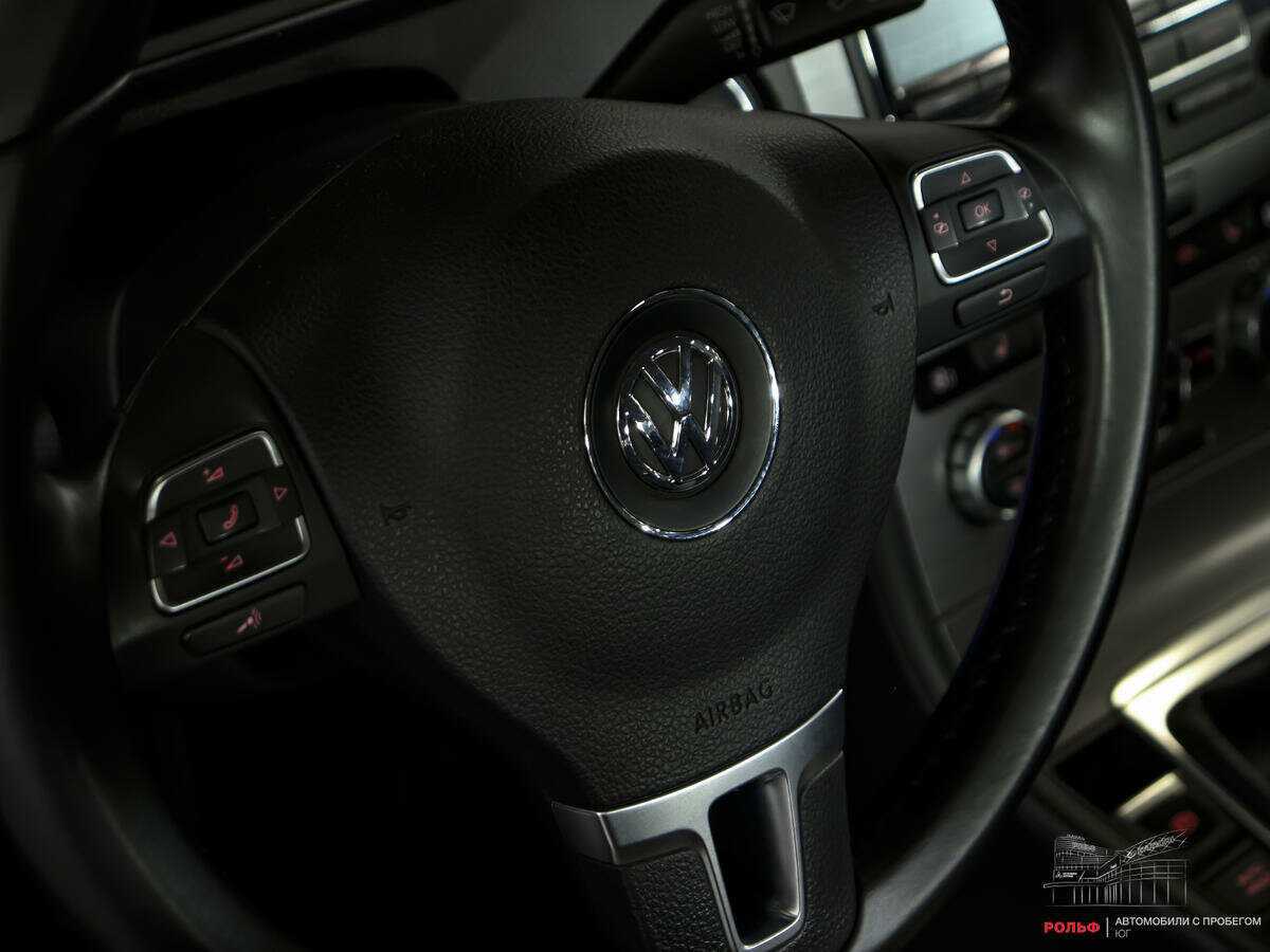 Volkswagen Passat 2012