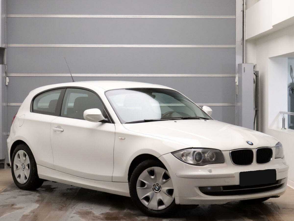BMW 1 серии 2011