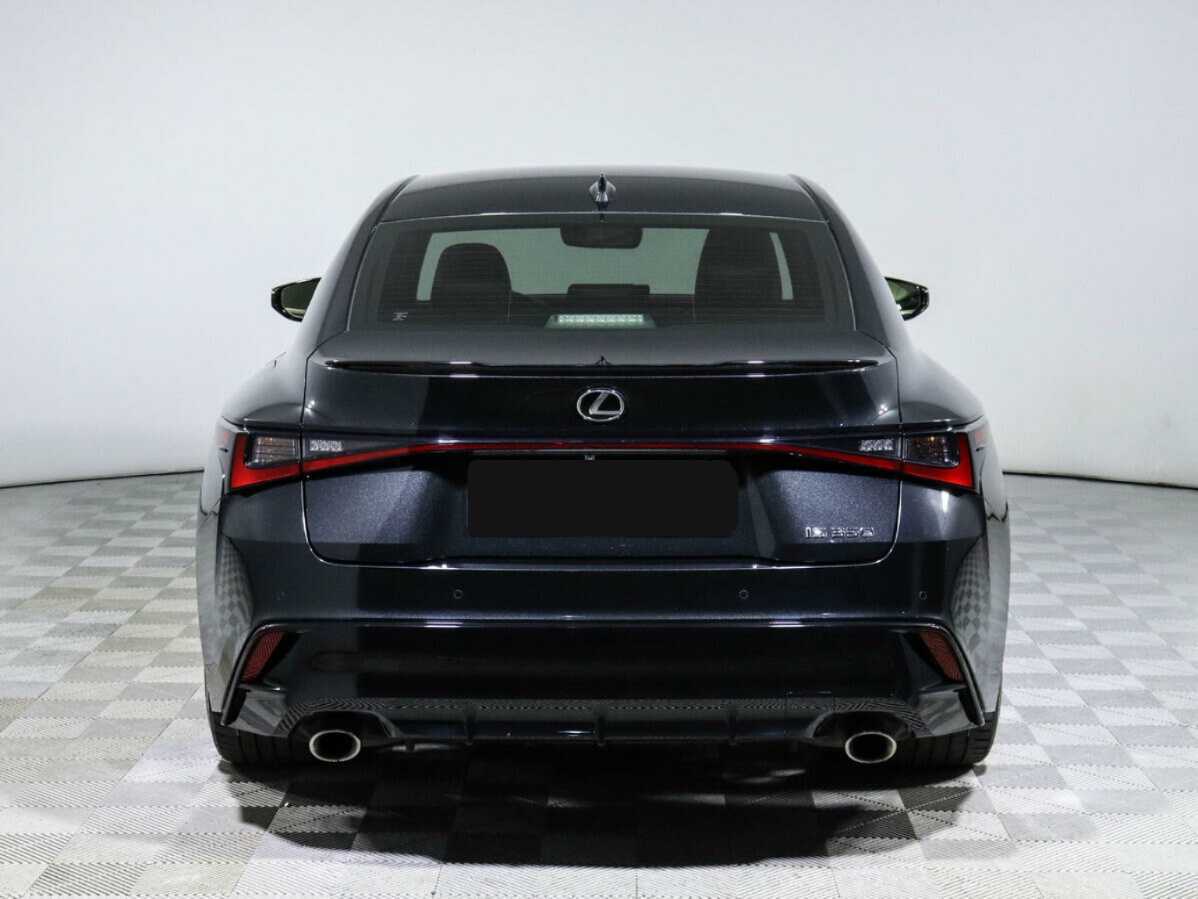 Lexus IS