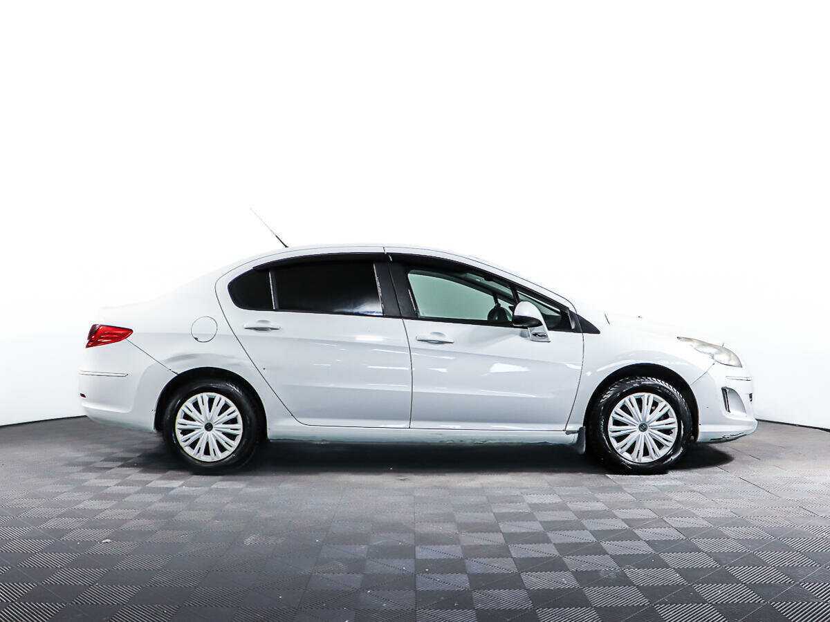 Peugeot 408