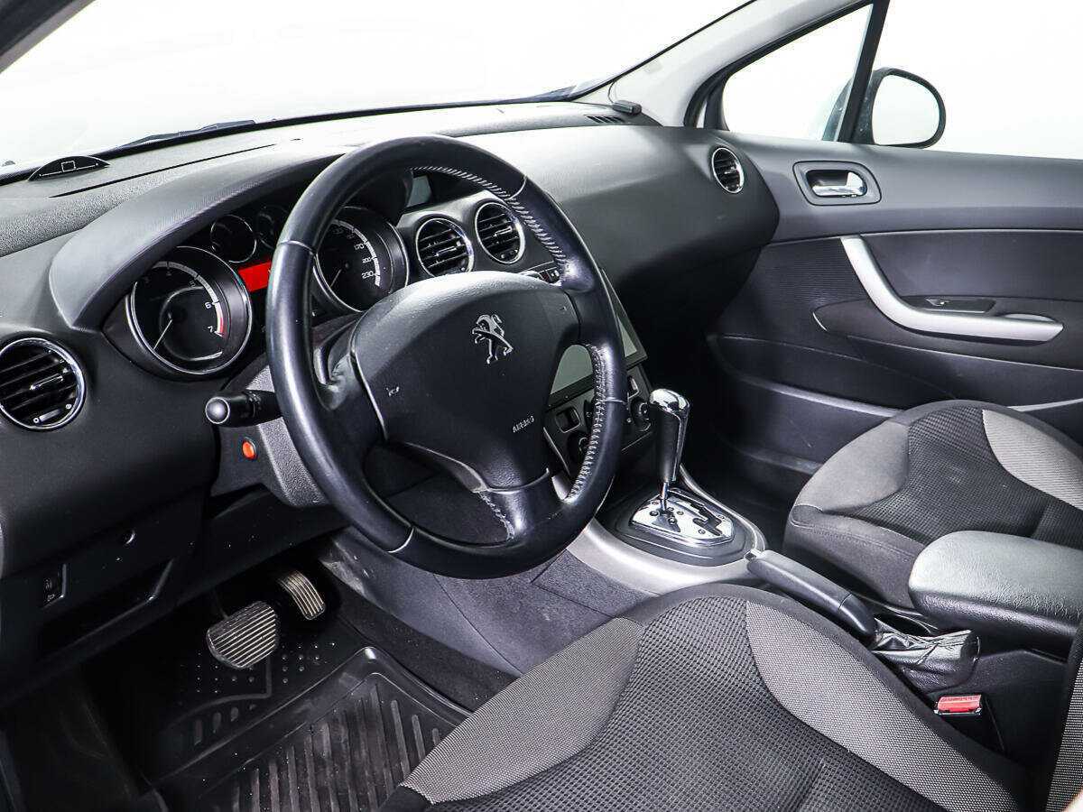 Peugeot 308 2011