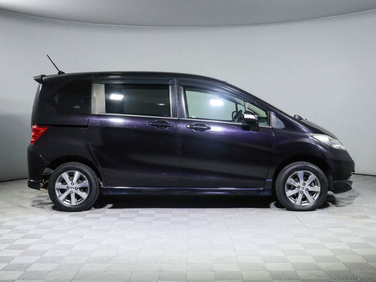 Honda Freed 2011