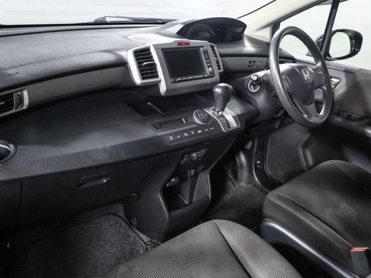 Honda Freed 2011