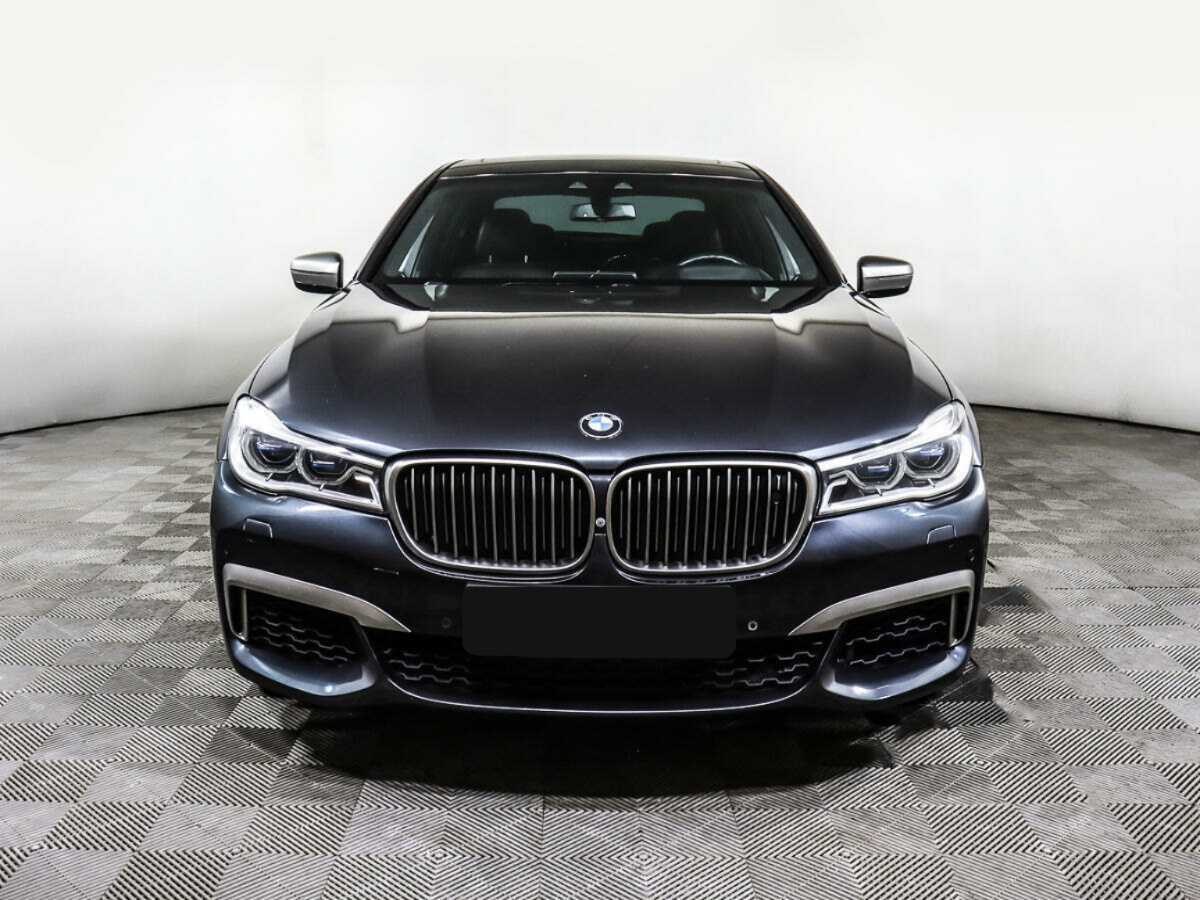 BMW 7 серии 2017