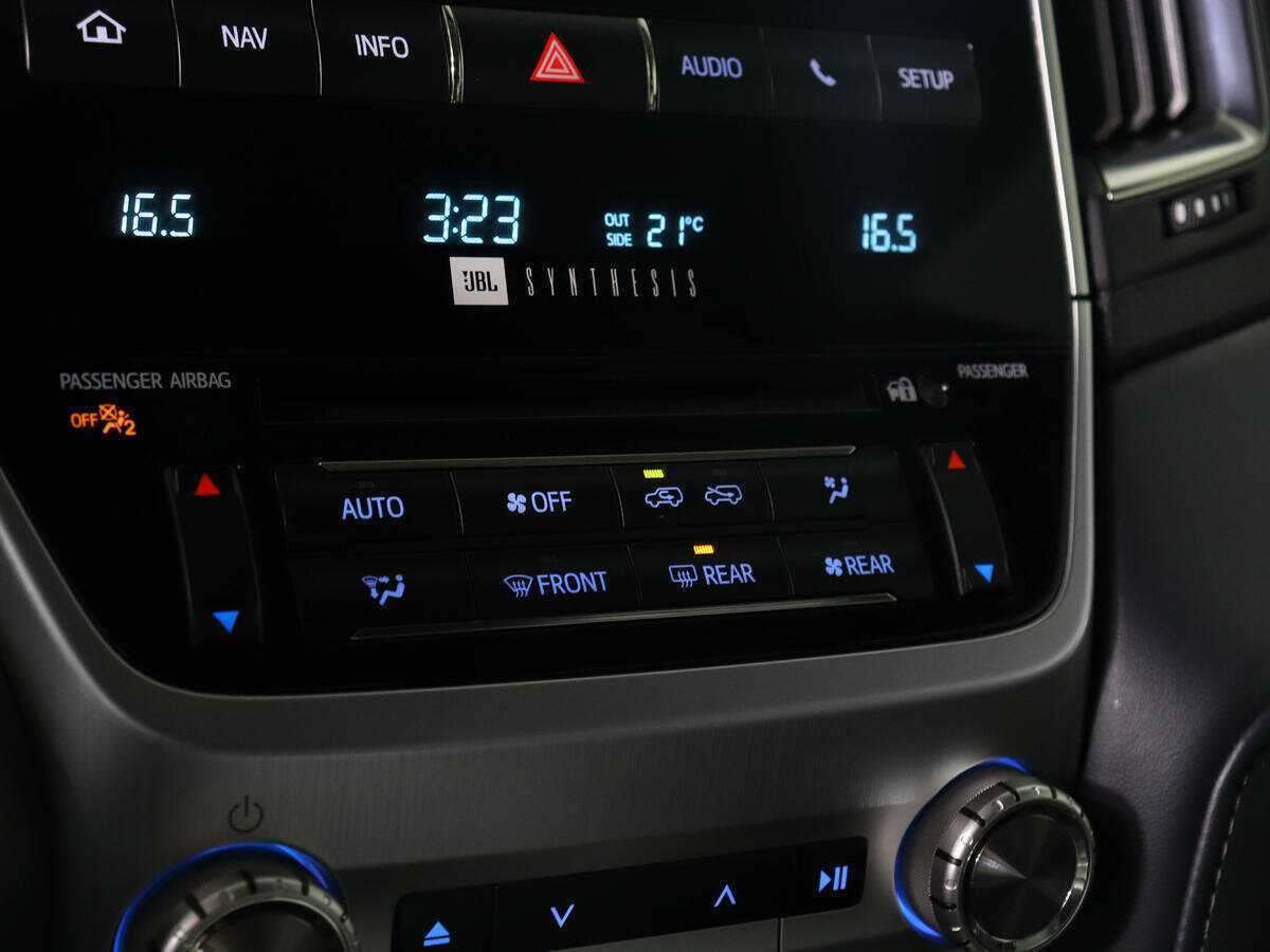Toyota Land Cruiser 2019