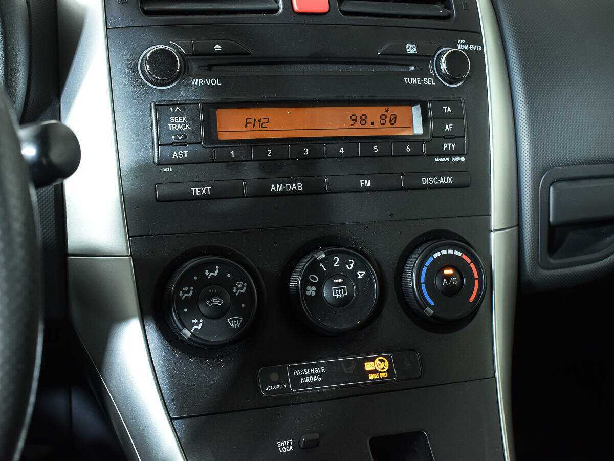Toyota Auris 2012