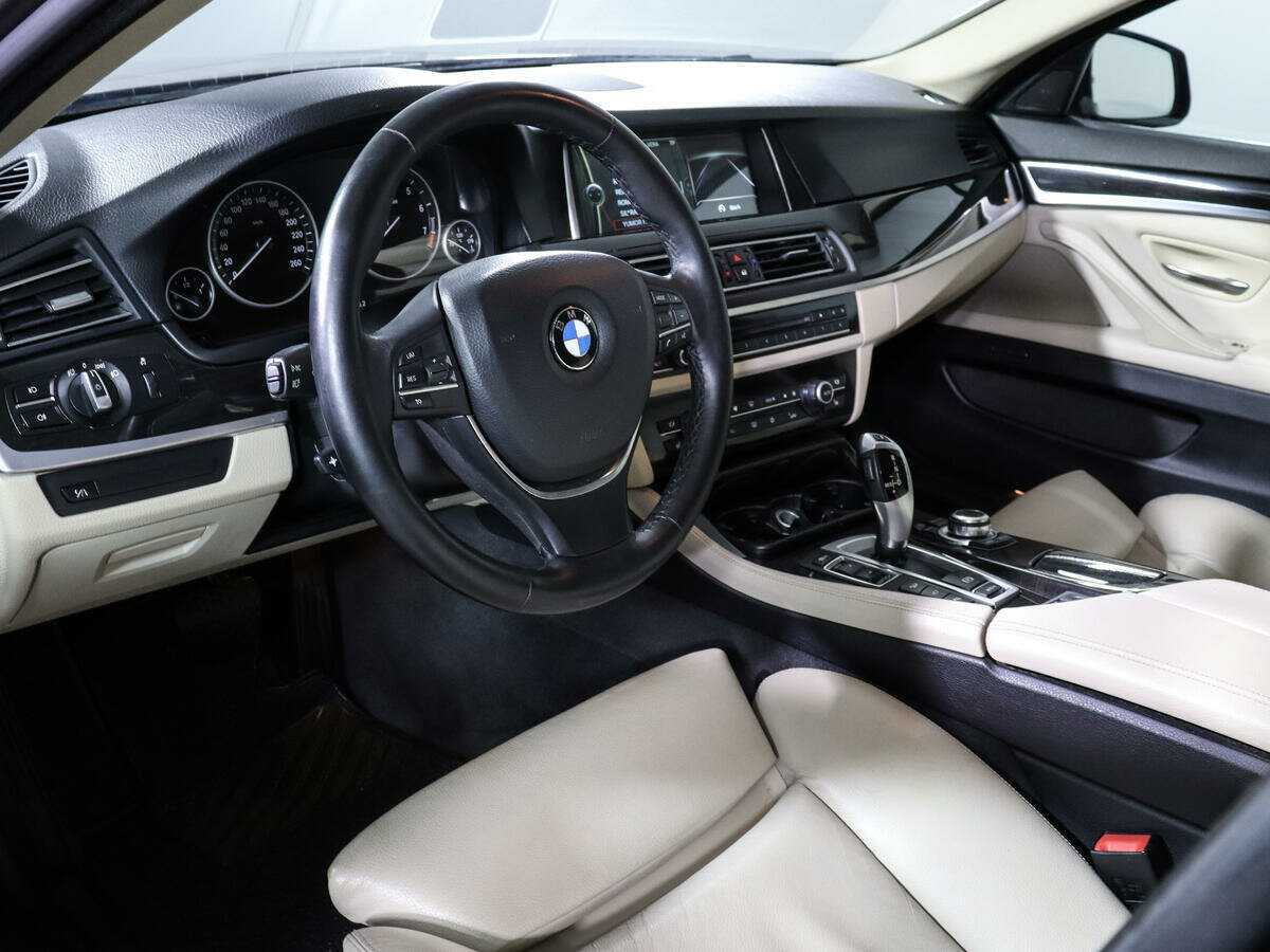 BMW 5 серии 2012