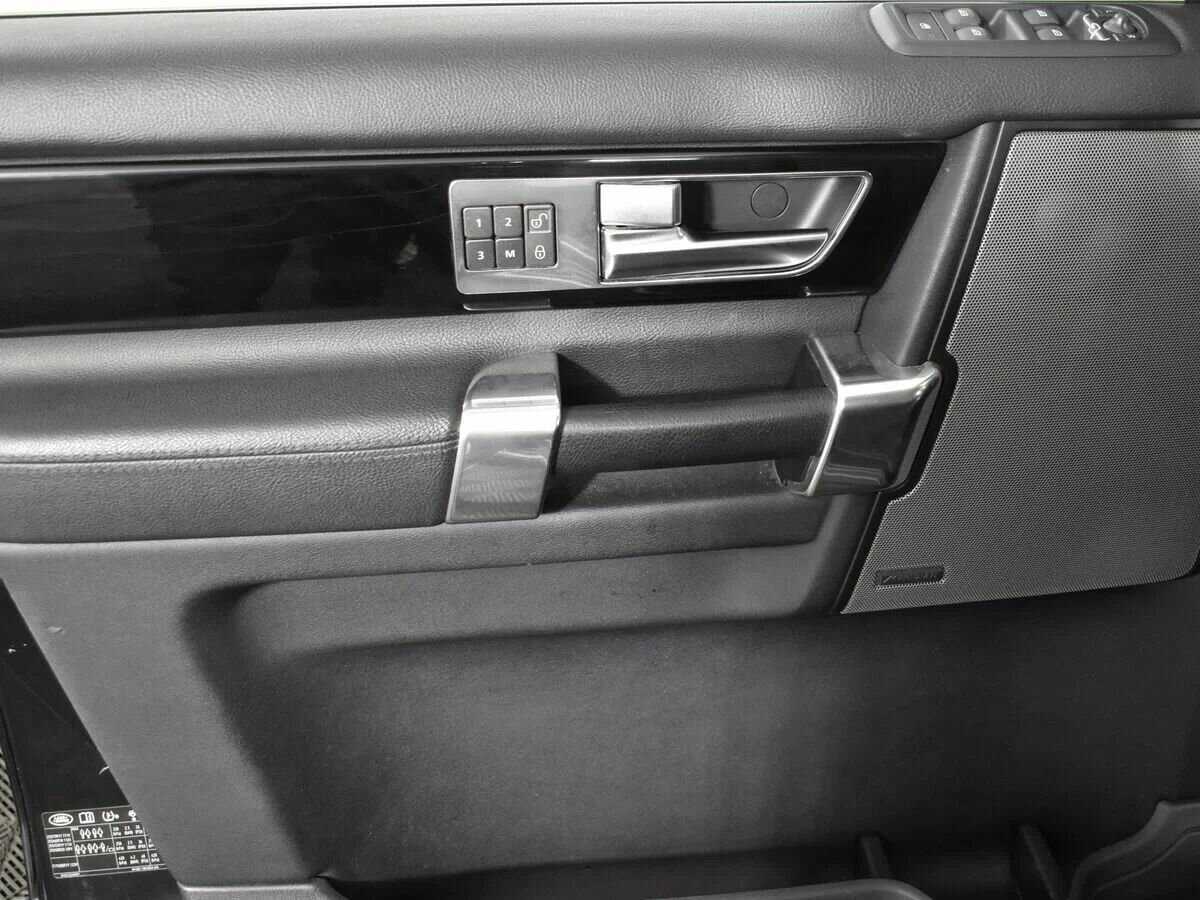 Land Rover Discovery 2014