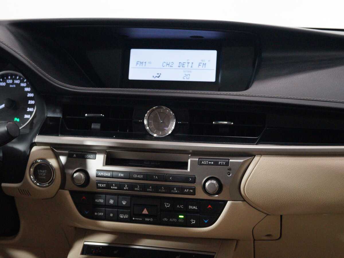 Lexus ES 2012