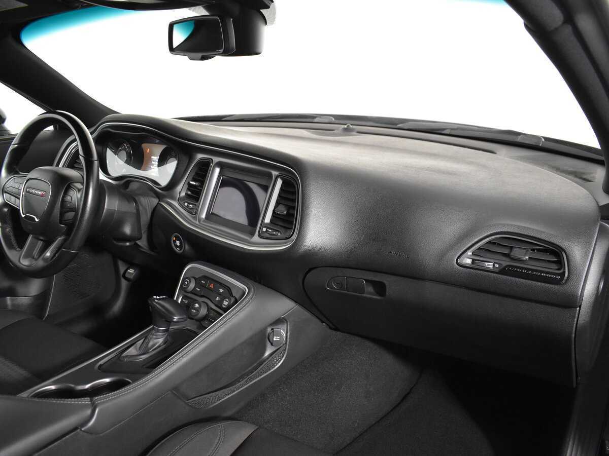 Dodge Challenger 2020
