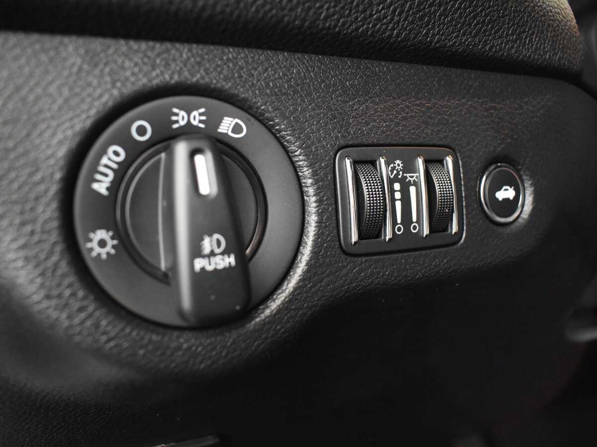 Dodge Challenger 2020