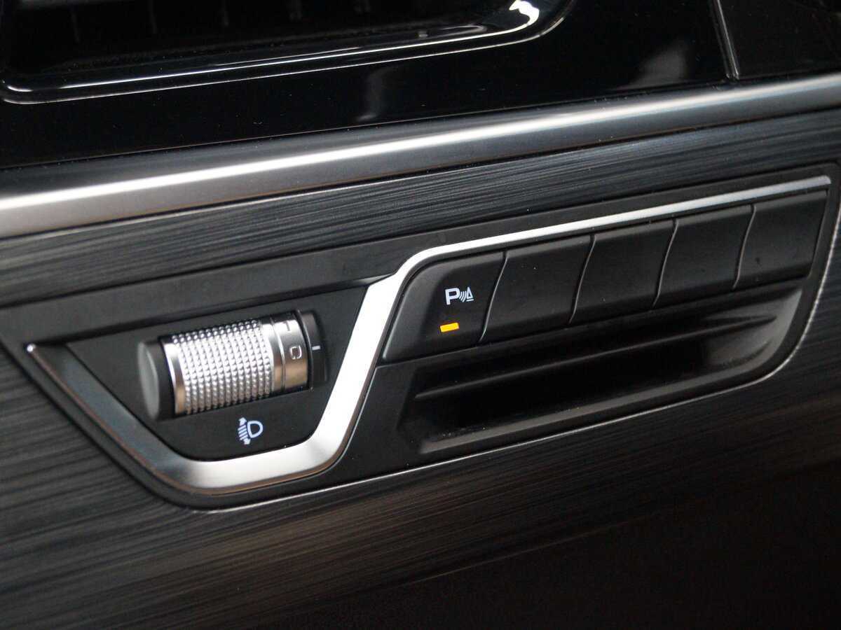 Geely Tugella 2021