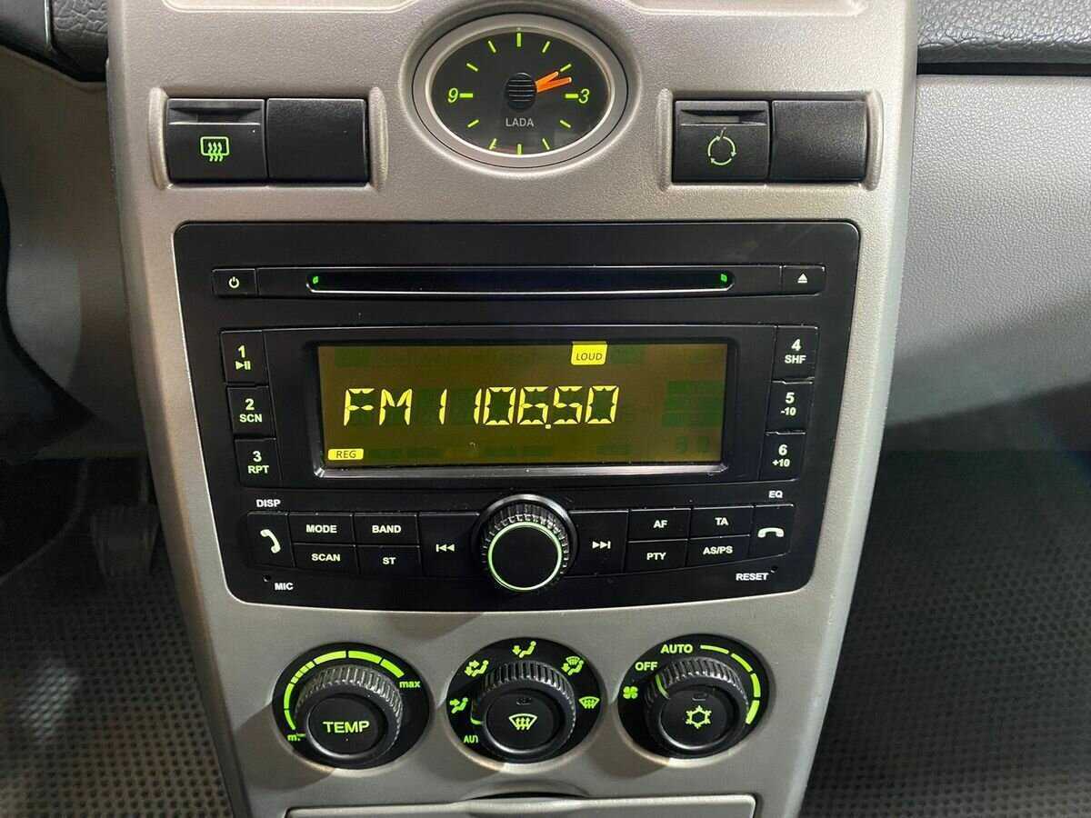 Lada (ВАЗ) Priora 2011