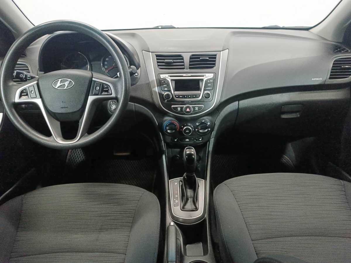Hyundai Solaris 2016