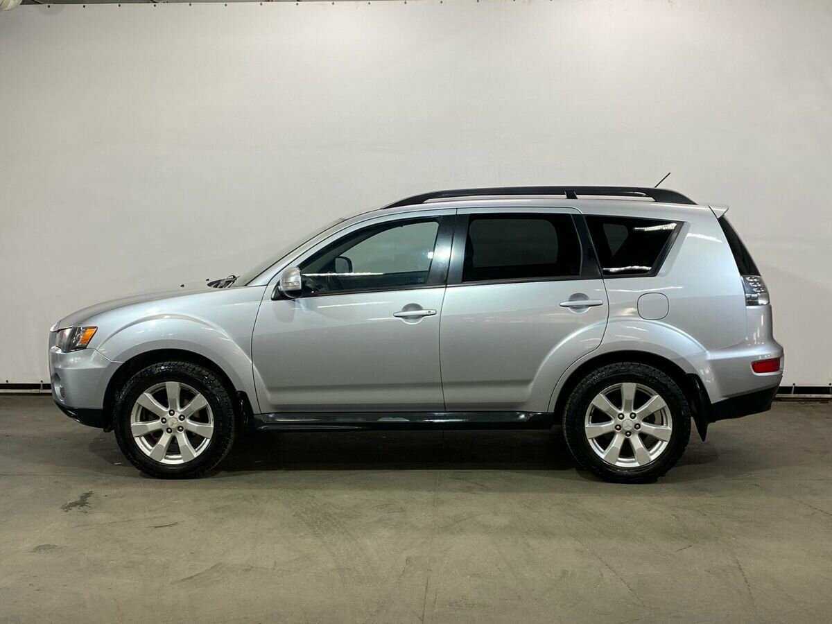 Mitsubishi Outlander 2011