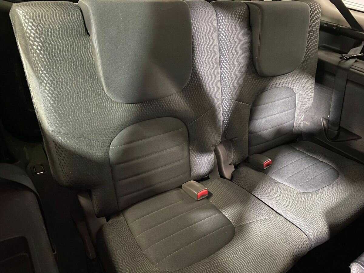 Nissan Pathfinder 2012