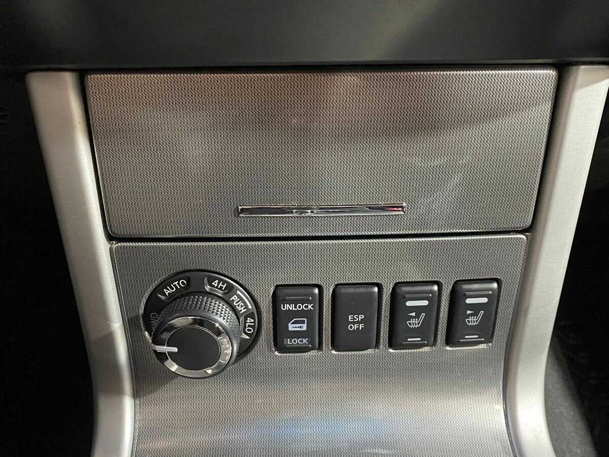 Nissan Pathfinder 2012