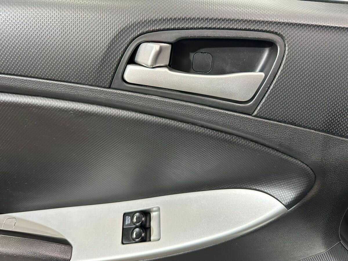 Hyundai Solaris 2014