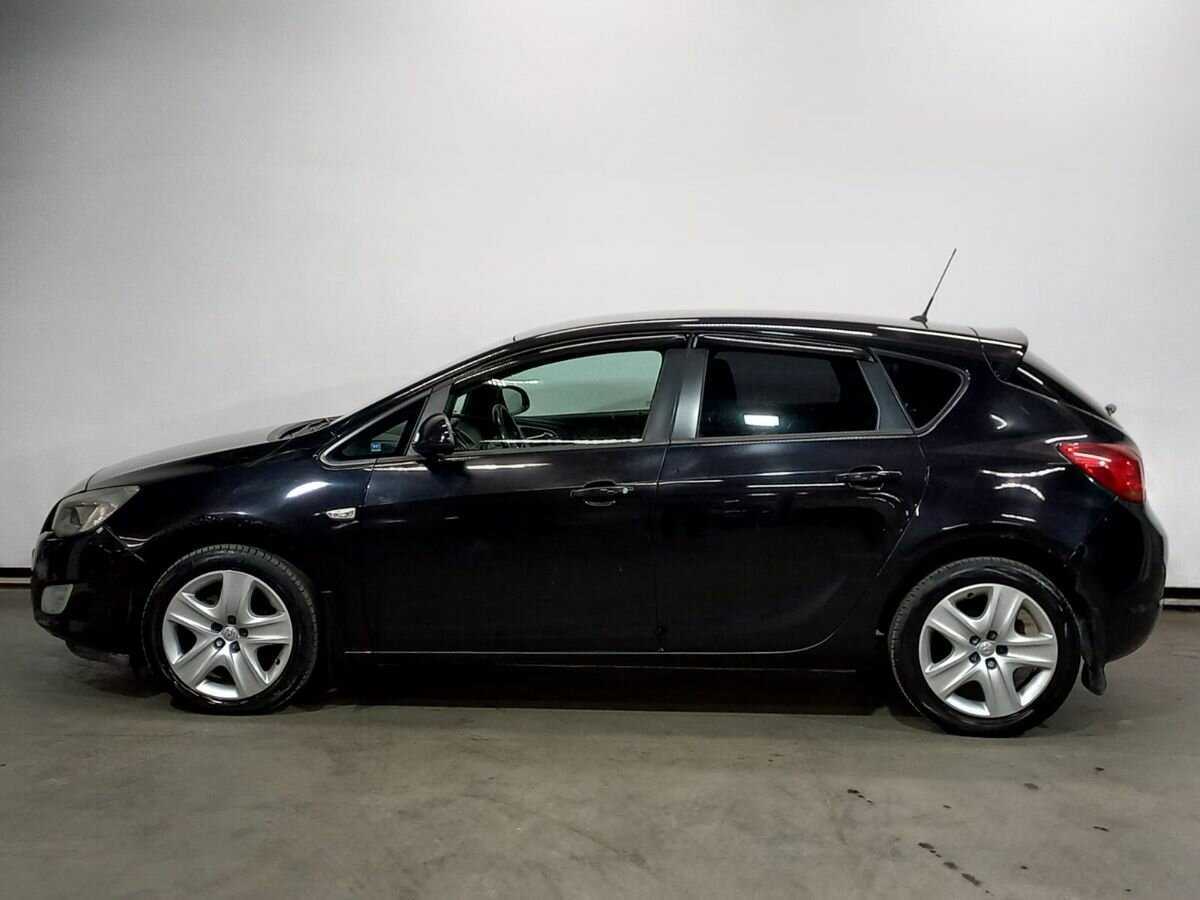 Opel Astra 2010