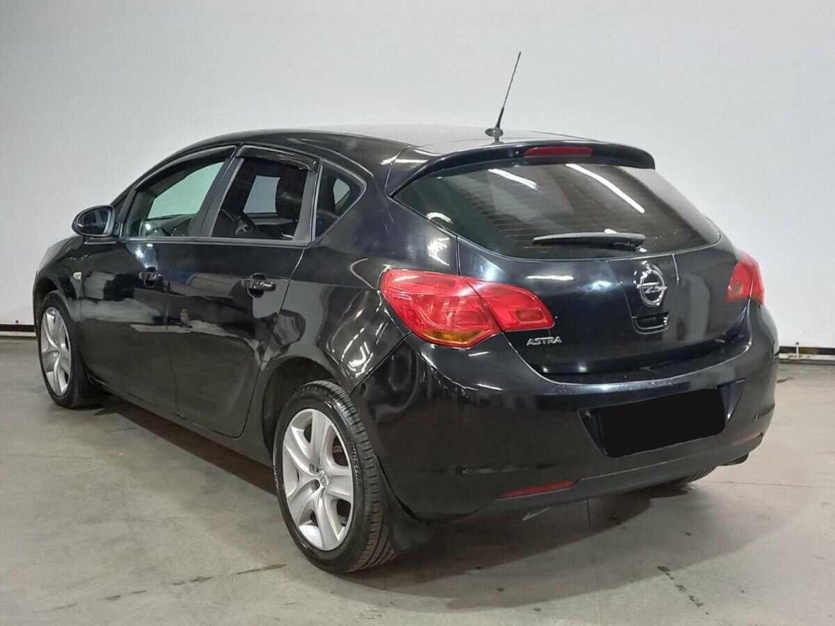 Opel Astra 2010
