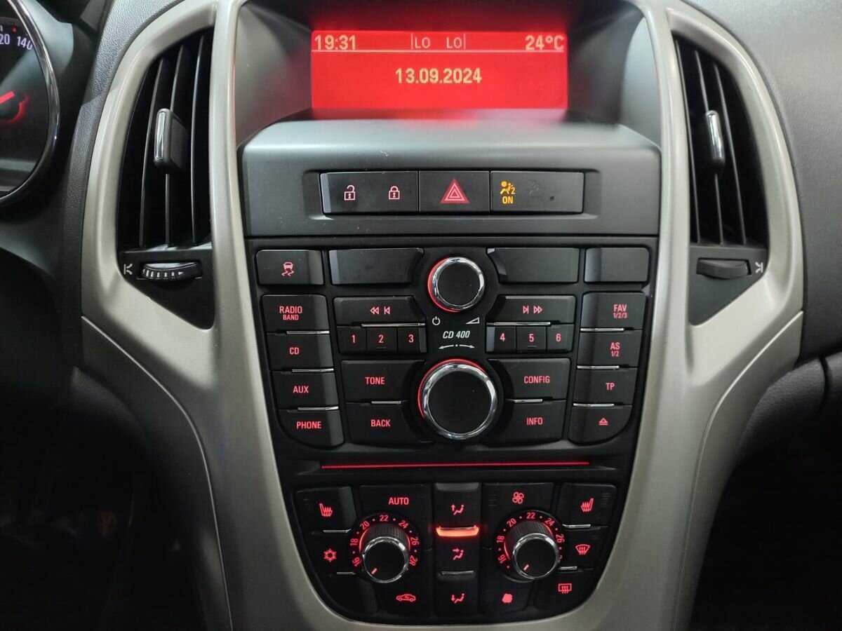 Opel Astra 2010