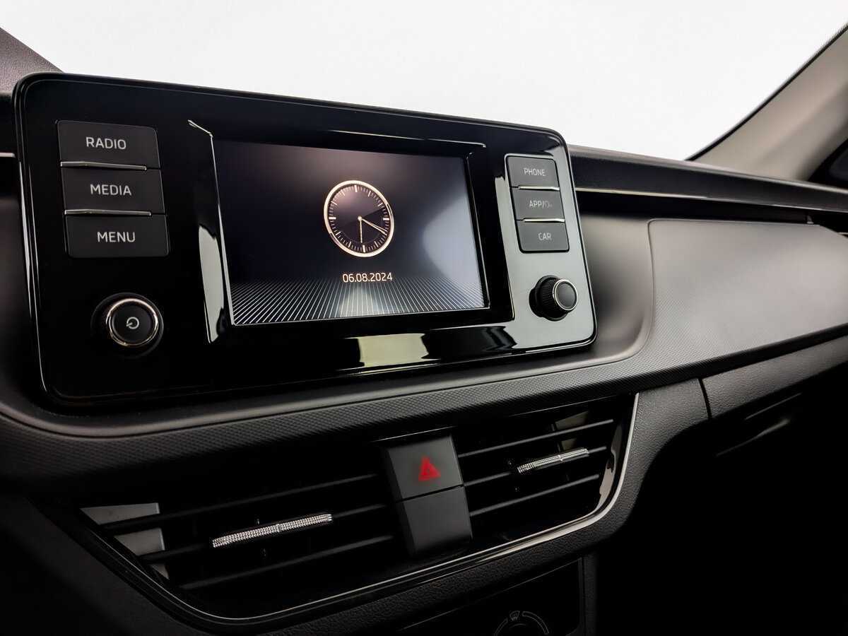 Skoda Rapid 2021