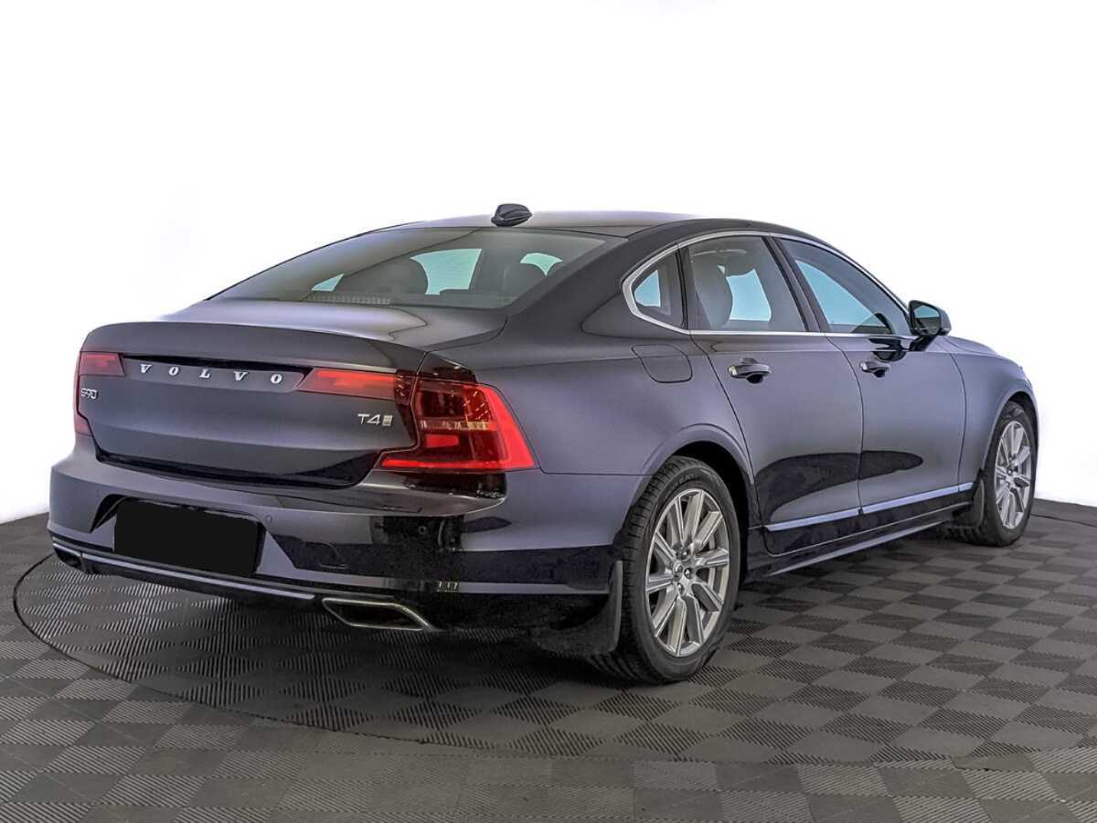 Volvo S90