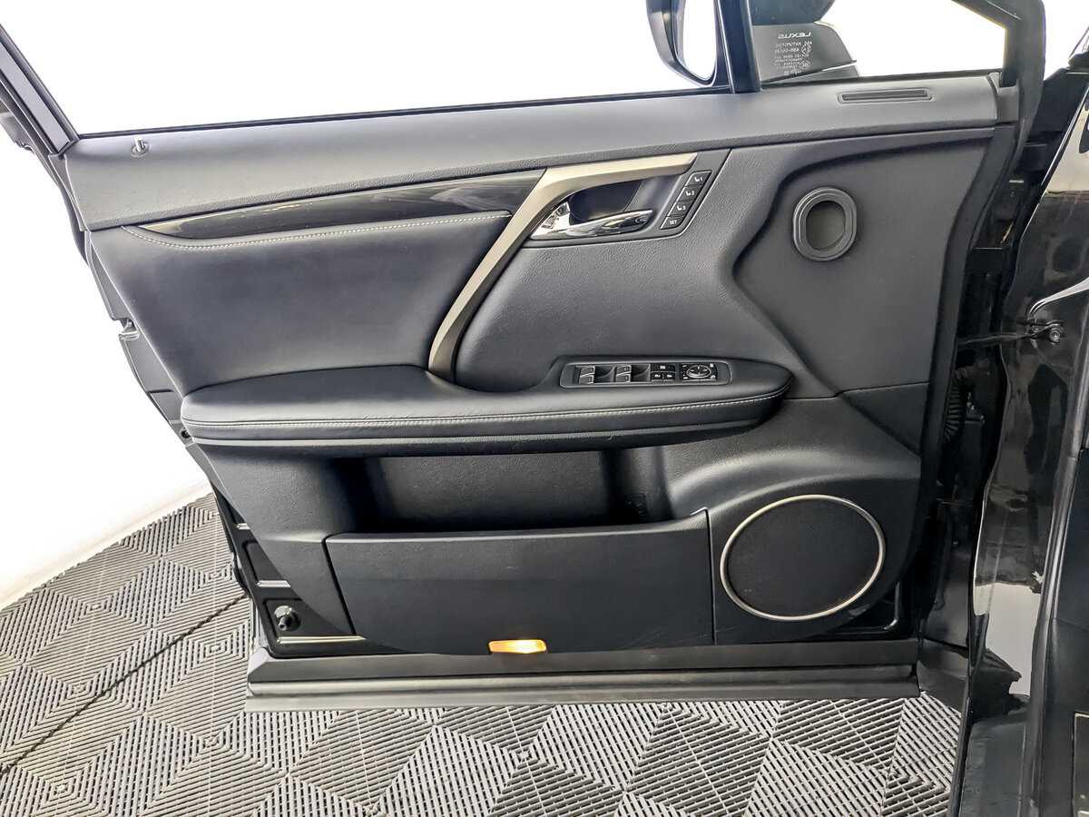 Lexus RX 2020