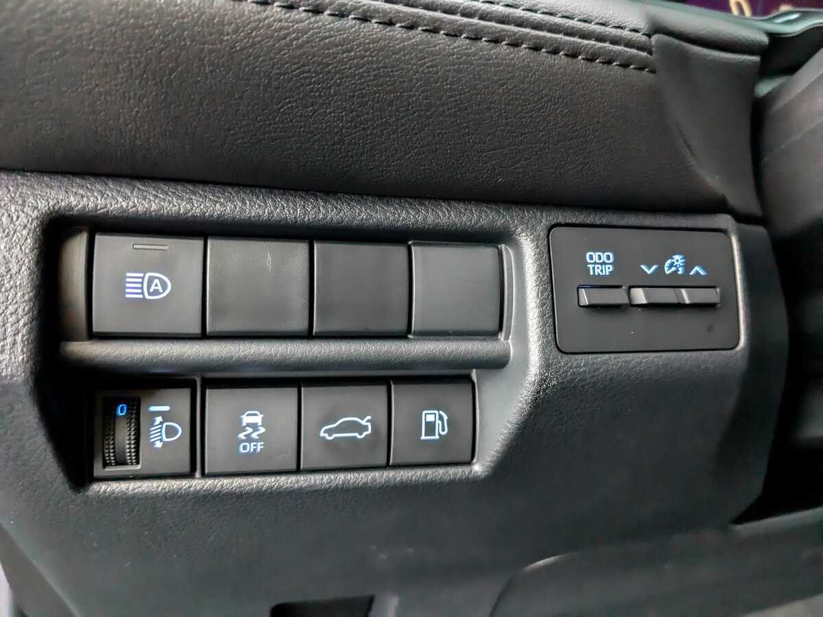 Toyota Avalon 2022